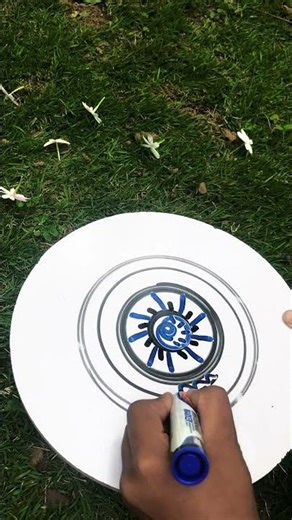 Wheel ar#artnpossible#artandcraft#spinning#diy#artsandcraftsmovement#creativeart#trending#artproject