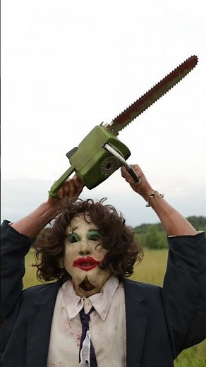 Pretty Woman Leatherface Texas Chainsaw Massacre Animatronic Decoration