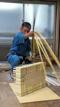 【竹虎】② 一閑張り行李の竹編み素地づくり！竹編み・立ち上げ・縁曲げの工程 Japanese bamboo craft Ikkanbari #shorts