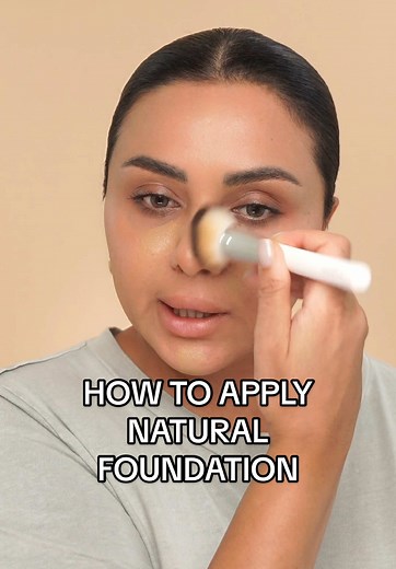 How To Apply Natural Looking Foundation! 🤎 #makeup #makeuptips #makeuptutorial #foundation #foundationroutine #makeupartist #makeuptransformation