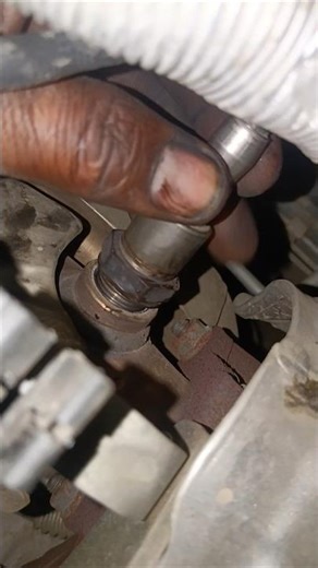 OXYGEN SENSOR 🫧 CLEANING #o2sensor #oxygen #sensor #carhacks