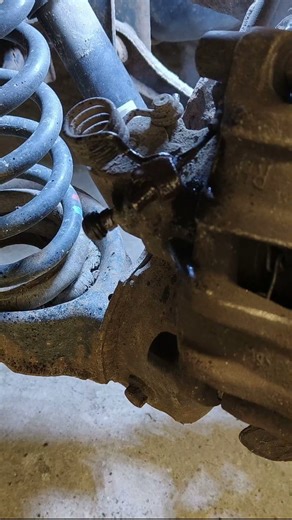 Cum Se Inlatura Rapid Cablu Frana De Mana De PE ETRIER.