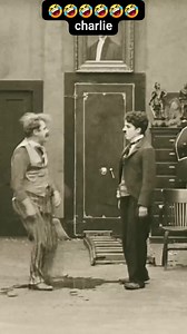 371K views · 10K reactions | #charlie #fighting #funnyvideos 藍藍藍藍 #shortsvideos #funnypost #legend 藍藍藍 #storyreels___kmr5210 #comedyking 藍藍 #charliefanclube #trendingnow 藍藍藍藍 | 횂횃홾횁횈 | Facebook