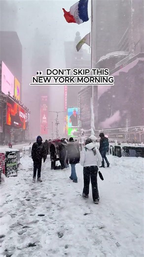 New York City Under Heavy Snow ❄️ Brutal Winter Co #nycnight #snow #exploreny