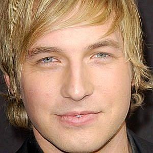 Ryan Hansen – Age, Bio, Personal Life, Family & Stats | CelebsAges