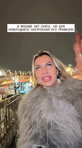 ❄️ Snow started being delivered to Moscow by trucks. Winter didn't come — it was brought in.🤣 | The Red Square-Russia