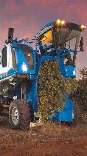 Revolutionizing Agriculture: The Ultimate HIGH CAPACITY Over-the-Row Sprayers 🚜💥!
