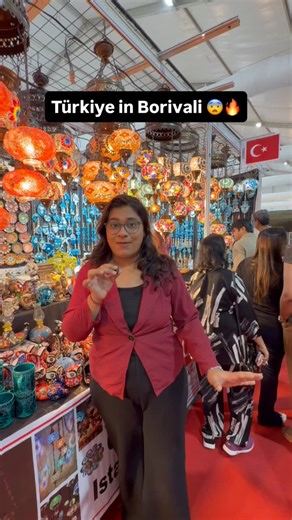 Pragya Tiwari on Instagram: "Turkey in Borivali 😨‼️😶‍🌫️🔥 Entry ticket : ₹60 pp 📍Kora Kendra Ground 4, Borivali (nearest metro station Shimpoli yellow line) This place is a hub of international markets. You will get these beautiful lamps of Türkiye, Unique accessories from Korea, Singapore, Beautiful footwear from Thailand, Natural Dryfurits from Afghanistan & much much more Must visit exhibition for ppl who love international shopping #tukiye #singapore #korea #thailand #dubai viralchocolat