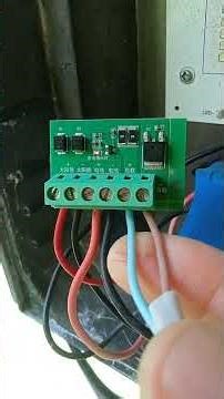 เปลี่ยนแผงควบคุมไฟโซล่าเซลล์ปิดเปิดอัตโนมัติ#น้อยdiy #ซ่อมไฟโซล่าเซลล์