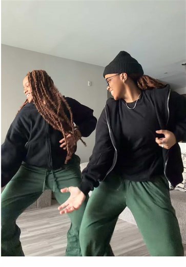 TIK TOK 🖤🔥 #foryou #twins | twins