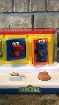Sesame Street 123 Poppin Pals with Oscar, Cookie Monster, Elmo and Ernie!
