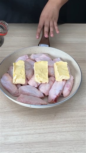 37K views · 88 reactions | A Korean neighbor taught me this chicken wing trick and I taught it to all my friends. | Delicious Cooking Recipes | Facebook