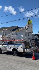 Check if the provider offers 100% fiber-optic Internet 🛜 Unlike outdated cable connections, fiber delivers faster speeds, better reliability, and lower latency – so you get the best experience for work, streaming, gaming, and everything in between. Ready to make the switch? GoNetspeed has you covered! Click the link in our bio to see if service is available at your address. #fyp #viral #internet #fiberinternet #fiber #construction #lineman #gaming #streaming #wfh #remotework #installation #work