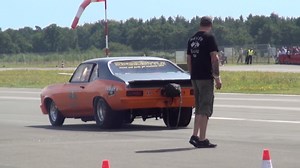 Original US V8 Engine Sound on Full Throttle