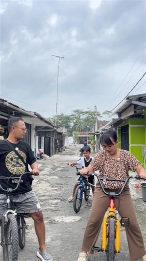 bunda ifal pake onthel razor enteng ‼️