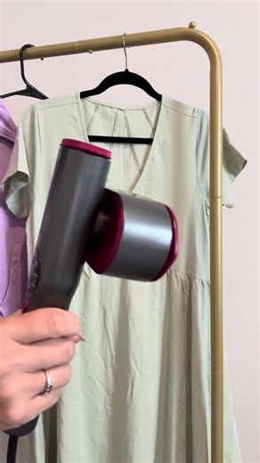 A portable iron and steamer that actually makes traveling and quick touch ups so much easier 🙌