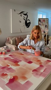 23K views · 15K reactions | Enjoy the present moment 李 #art #joy #painting #abstract | Kerrie Hess Illustration | Facebook