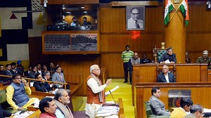 New Dress Code: हरियाणा विधानसभा की बदली रंगत, सदन में ड्रेस कोड हुआ लागू; अब इन कपड़ों में नजर आएंगे अधिकारी - New dress code in Haryana Assembly different color dress codes implemented for officers and employees