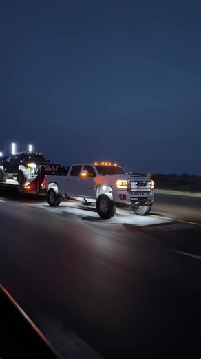 Hammertown bound tomorrow @Jensen_928 @kyle davis#foryoupage #denali #prerunnersoftiktok #toyota #l5p