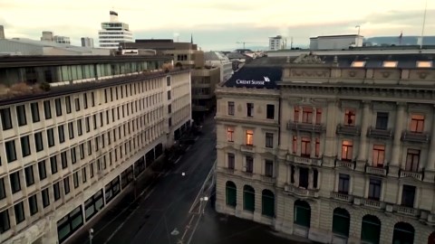 UBS shares hit 17-year high as Swiss lawmakers pitch capital compromise