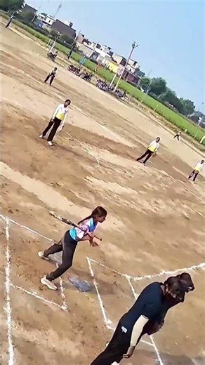 #softballdrills #usasoftball #shortsviral #viralvideo #softballpractice #youtubeshorts