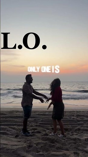 Beach couple poses | Couple photoshoot ideas #pose #beach #photoshoot