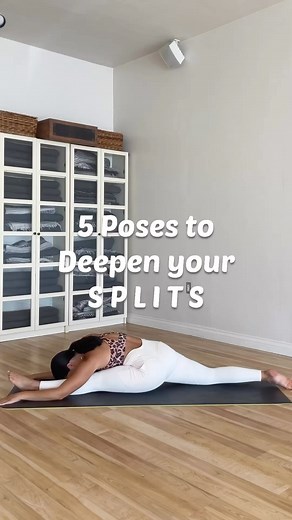 How low can you go?✨ Learn how to deepen your splits with Fabletics Fit app trainer @lizsternyoga. Download the @fableticsfit app to access hundreds of classes led by numerous trainers. Best of all? It’s FREE with your VIP membership. | Fabletics