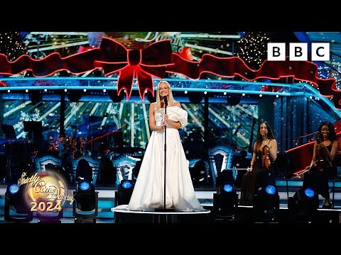 Emma Bunton performs 2 Become 1 on the Strictly Christmas special ✨ BBC Strictly 2024