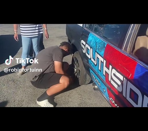 How it goes 🛞 #gusheshegirl #RobinRochelleFortuin #coloured #spinner #bmwe30 #motorsport #cartok #drifting #AfricanSports #carshows