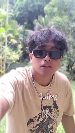 Locs shades available at seven star 😎 go get yours 😌