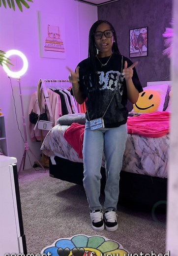 Get dressed with me blind folded edition ..😟 #trending #viral #foryou #blackgirl #getdresswithme #ootd #foryoupage #ootd #trendyyy #voiceover #blindfoldedchallenge #blindfold #outfitinspo @