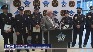 Chicago police officers honored after surviving gun battle