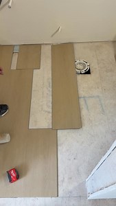 How to install laminate flooring in a bathroom | Cutting around the toilet like a pro! Watch as I install high-quality laminate flooring in a bathroom and demonstrate how to make a clean, precise cut around the toilet base. No shortcuts — just solid craftsmanship and smart techniques that make a big difference. ✅ Tips for bathroom laminate ✅ How to cut around obstacles ✅ Clean and durable finish I work with different types of quality flooring — message me today if you need help with your next pr