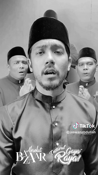 MEDLEY ACAPELLA RAYA 2023 VOLUME 2 🎉🎊🎉🎊🎉🎊 Haaa jemput dengar k guys. Kali ni Absolut Bazaar tampilkan lebih lagi penyanyi & celebrities, bagi lagi meriah. Boleh pasang time open house kat rumah korang nanti😉. Alhamdulillah selesai project kolaborasi Bapak & AbsolutBazaar. Akan jadikan project ni sebagai batu lonjatan untuk Bapak buat balik music acapella ni Insya Allah😊. Harap semua terhibur dengan persembahan kali ni k. Jangan lupa like comment and share dgn kawan 😉. Selamat Hari Raya.