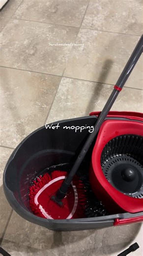 Effective Wet Mopping Techniques with Pine-Sol
