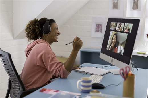 8 practical tips for virtual meetings - Prezi Blog