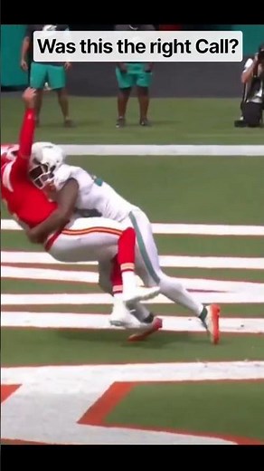 CHOP ROBINSON CALLED FOR ROUGHING THE PASSER ON PATRICK MAHOMES