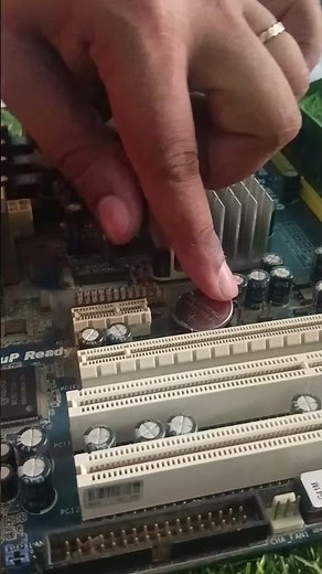 how to fix motherboard errors and reset your BIOS settings