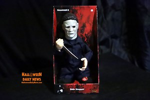 Michael Myers HALLOWEEN II Side Stepper tabletop animatronic, from Spirit Halloween, first released in 2024. Do you own this collectible? Watch our full review on YouTube.  | Halloween Daily News | Facebook