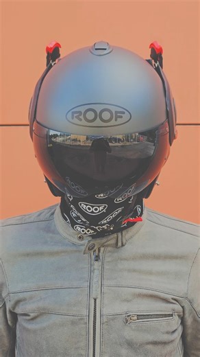 Nouvelle collection 2025.2026 ROOF Boxer Alpha kamo mat Maintenant disponible chez nos revendeurs partenaires et sur www.roof.fr ...... New collection 2025.2026 ROOF Boxer Alpha matt kamo Now available from our partner retailers #roofhelmets #roofboxer #roofboxeralpha #roof2026 | ROOF International Officiel