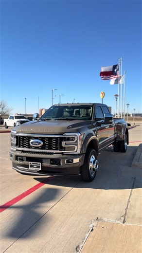 ❗️Marsh Gray 2026 Ford F450 Platinum Plus! ❗️ It doesn’t get better than this. Luxury, toughness, durability, hard work, and good looks all in one. #platinumplus #f450 #ford #texas #dallas