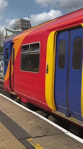 My last ever video of a 455/9 😔| 455734 & 455911 | Kingston #train #trainspotting #railwaycontent