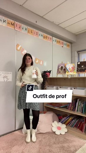 Petit truc pour mettre tes jupes longues avec des collants ! 🫣 #teacheroutfit #enseignement #enseignante #teachersoftiktok #prof #outfit #teacherlife