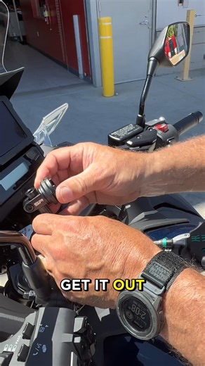 Take full control with the SP Connect Moto Mount 3D! Adjust, rotate, and lock your phone exactly where you need it — no more bad angles or space issues. 🏍️📱 #spconnect #ridesmarter #phonemount #motorcycle #motomount3d #howto #handlebar | SP Connect