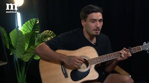 Izak Rankine doing a ‘Fast Car’ cover off the cuff in 2019. Man of many talents 🎸 (Via Gold Coast Suns) | 7AFL