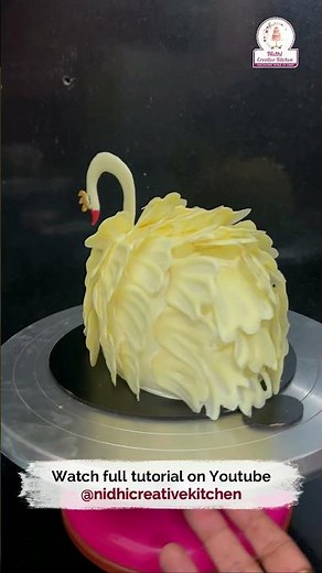 Step into the magic of baking with this dreamy Swan Cake Tutorial!