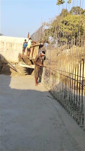 Retaining wall Shuttering #bridge #civilengineering #construction #shuttering #retainingwall #viral