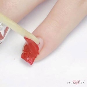 Here's how you APPLY and REMOVE gel polish perfectly at home! 💅 | cutepolish