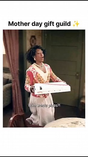 Movies | Entertainment | Series 🎭 on Instagram: "🎬 Everybody Hates Chris (2005–2009) ✨ A hilarious and heartfelt sitcom inspired by the real-life childhood of comedian Chris Rock — growing up wasn’t easy, but it sure was funny! 😂 👦 Main Theme: One kid, one crazy neighborhood, one unforgettable story about family, struggle, and laughter. 📚 Genre: Comedy • Family • Coming-of-Age ⭐ IMDb Rating: 8.5/10 📺 Watch on: Paramount+ • Amazon Prime Video (availability may vary) 📖 Overview: Set in 1980