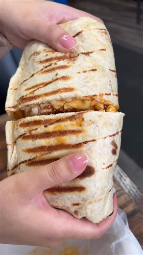 2.6K views · 9.7K reactions | The Double Nashville Chicken Mac Wrap from @chickys_nyc!! 燎 : Bellerose, Queens : Follow Ariandthefoodie on TikTok | ariandthefoodie | Facebook